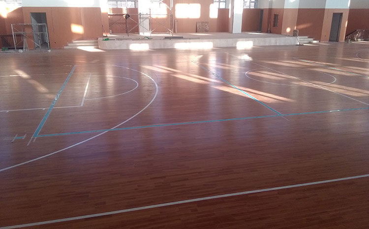 24厚舞臺(tái)木地板雙層龍骨結(jié)構(gòu)