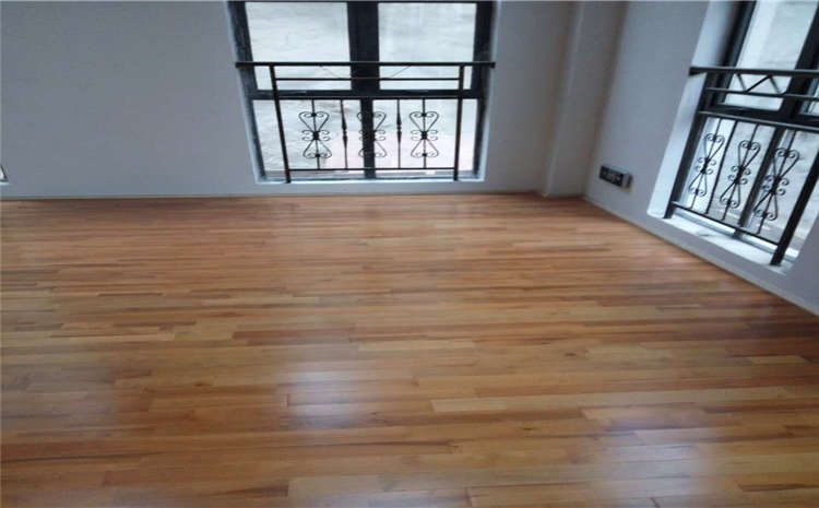 專業的籃球場實木地板一平米價格