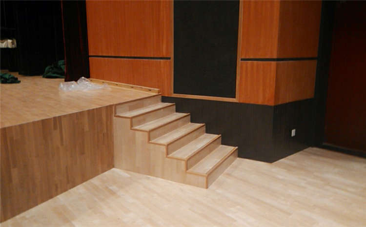 俄勒岡松籃球運動地板怎么保養?