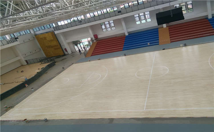 專業的風雨操場地板廠家去哪找？