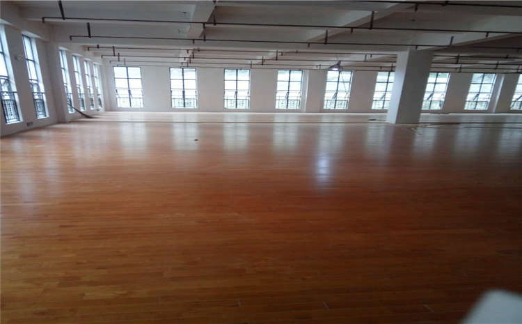 松木籃球運(yùn)動地板價(jià)格