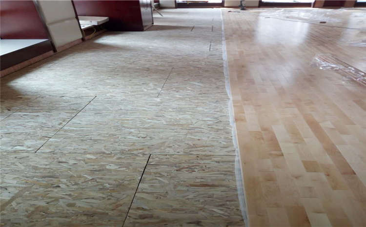 專業(yè)的實(shí)木運(yùn)動地板報(bào)價(jià)