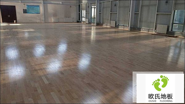 哪些因素影響運動木地板價格